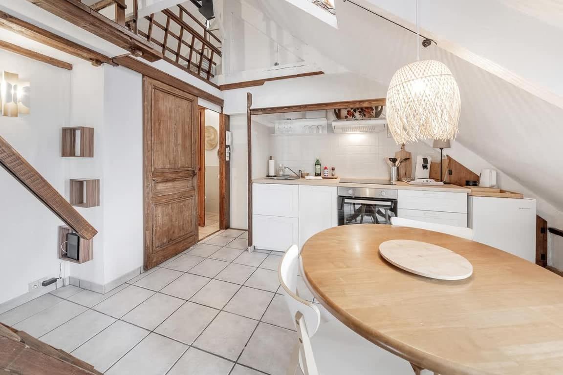 Le 38 - Studio Atypique Au Coeur De Cancale-3 Pers Экстерьер фото