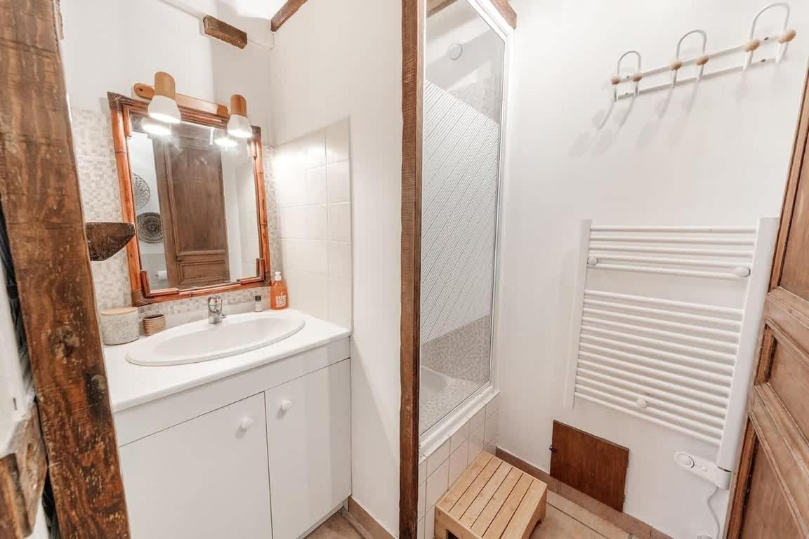 Le 38 - Studio Atypique Au Coeur De Cancale-3 Pers Экстерьер фото